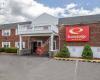 Econo Lodge Inn & Suites Airport