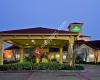 La Quinta Inn & Suites USF (Near Busch Gardens)