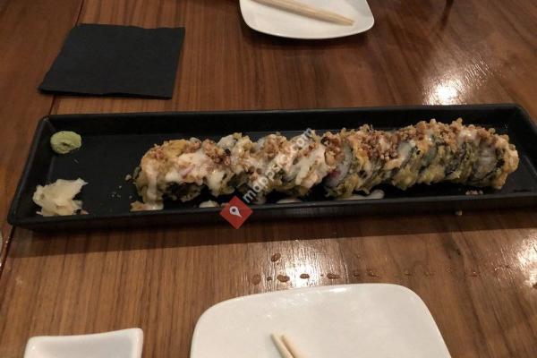 5 Fusion & Sushi Bar