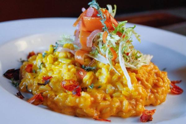 71 Saint Peter Restaurant