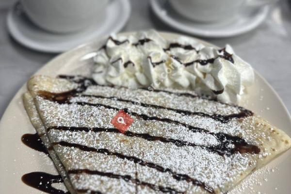 A Taste of Europe Crepes