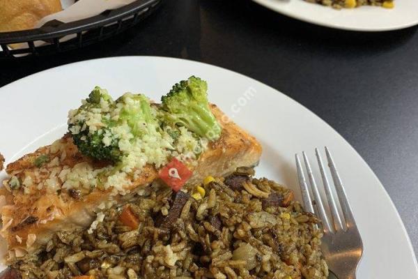 Adames Bakery & Restaurant