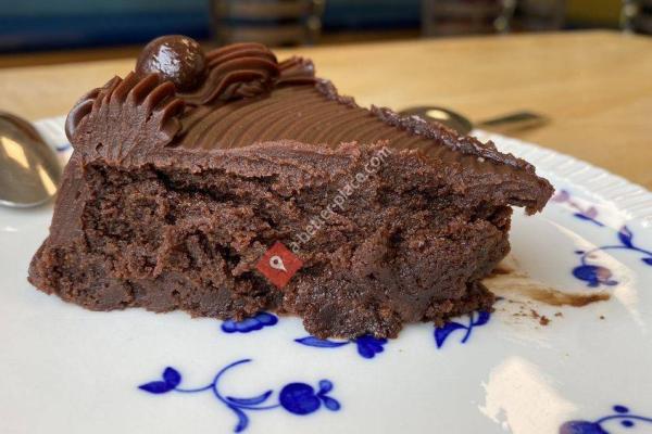 Amy's Bakery Arts Cafe