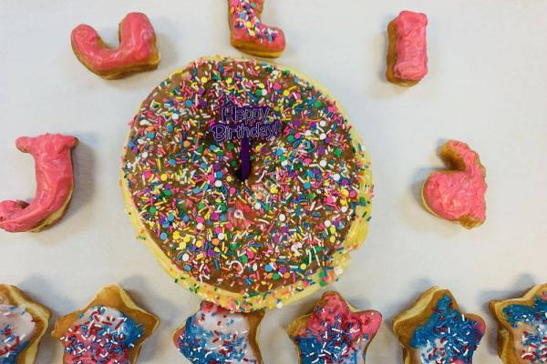 Baker's Dozen Donuts