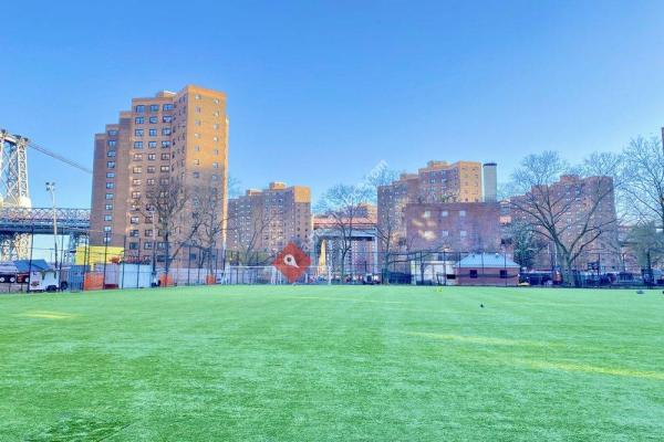 Baruch Field