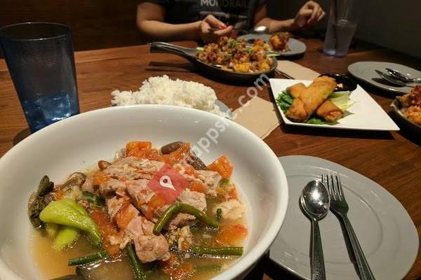 Be More Pacific: Filipino Kitchen and Bar