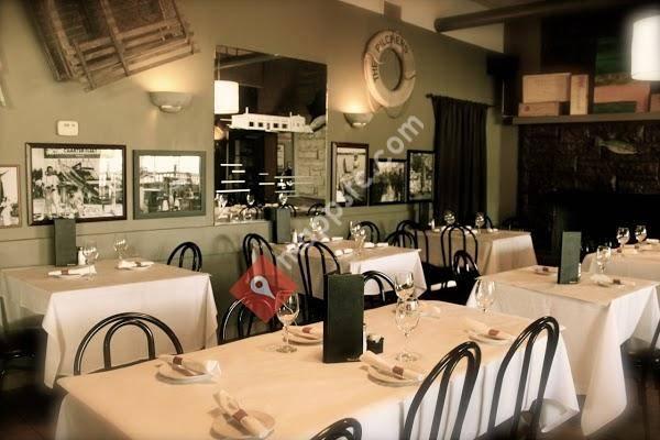 Big Fish Bar & Grille