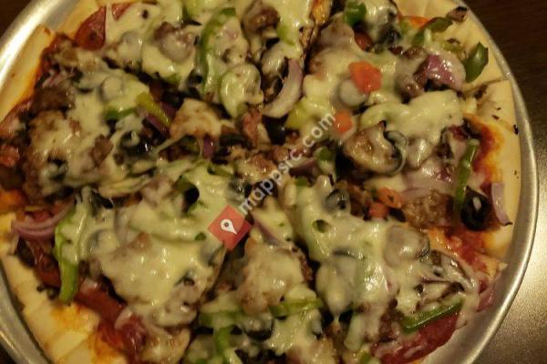 Bison Creek Pizza & Pub