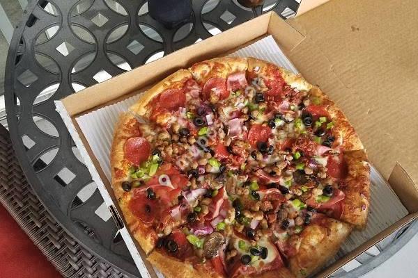 Blackjack Pizza & Salads