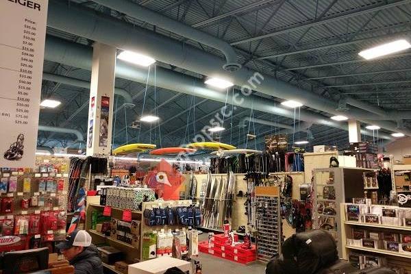 Bob Ward's Sports & Outdoors