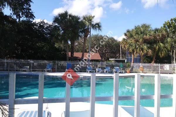 Boggy Creek Resort & RV Park