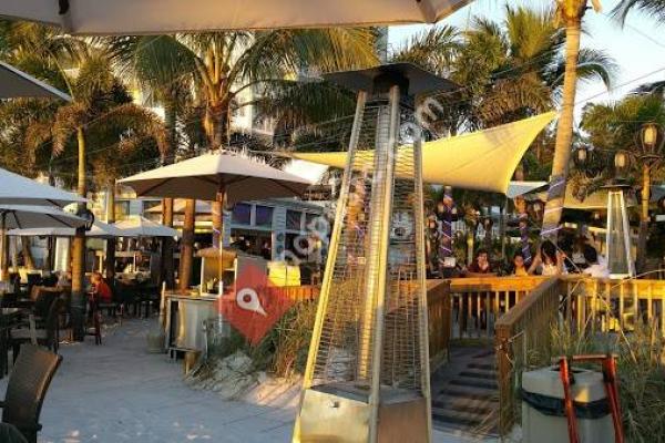 Bongo Beach Bar and Grille