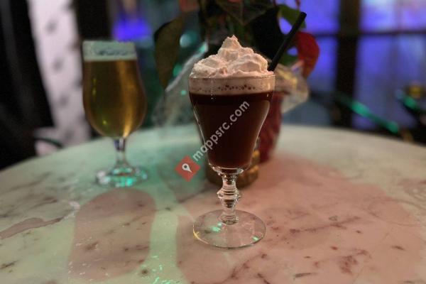 Bottle & Barlow - Bar