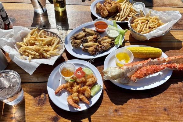 Bracco's Clam and Oyster Bar