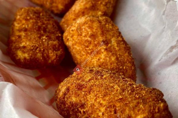 Bruchi's Cheesesteaks & Subs