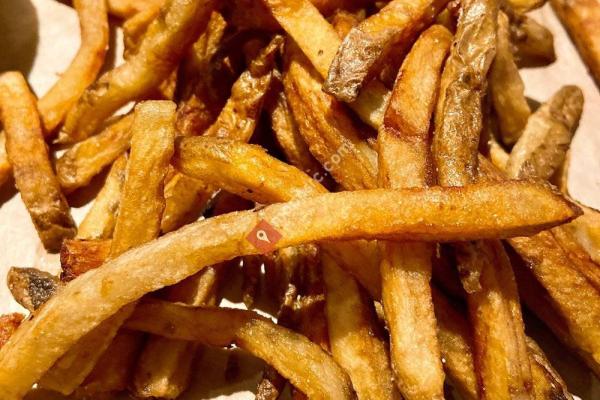 Bulldog Burger - Tupelo