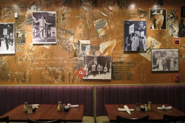 Busboys and Poets - Shirlington