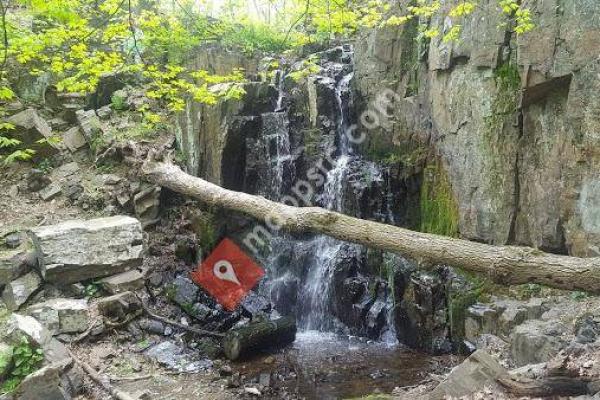 Buttermilk Falls County Park