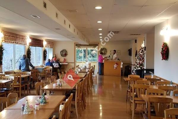 Carver's Orchard & Applehouse Restaurant