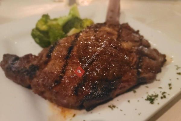 Carver's Steak & Chops