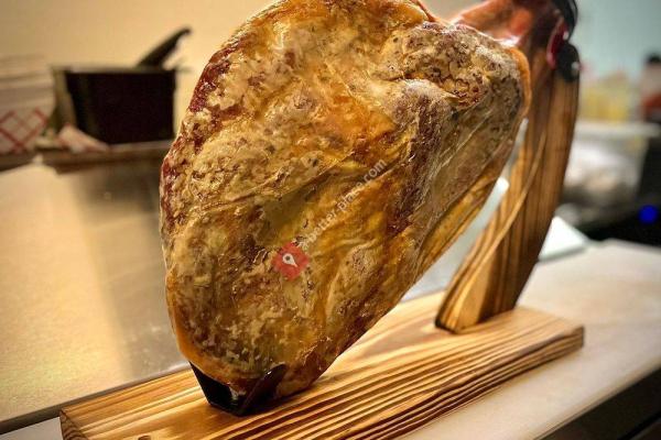 Casey's Grill and Sports Bar