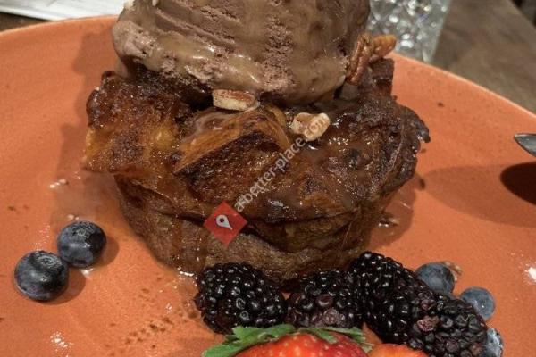 Central Rail Kitchen & Bar