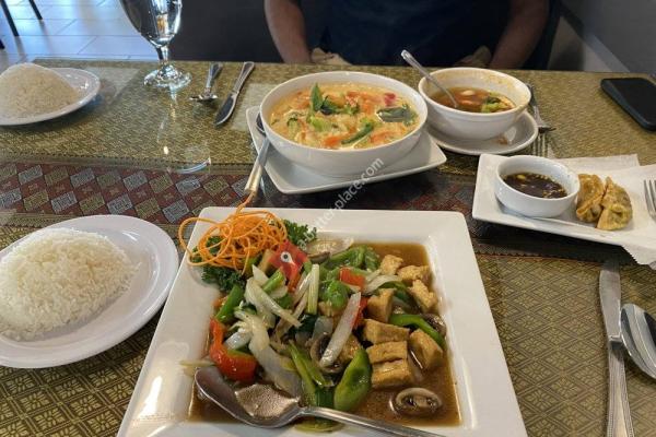 Chao Phraya Thai Cuisine