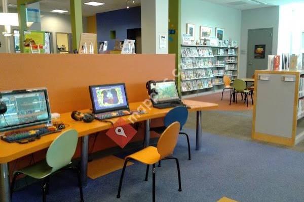 Charlotte Mecklenburg Library - Beatties Ford Road Regional