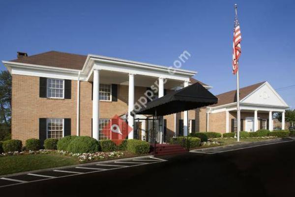 Chattanooga Funeral Home, Crematory & Fl
