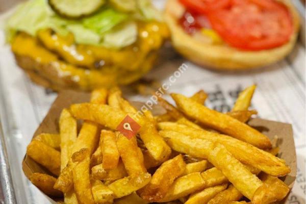 Cheeseburger Bobby's