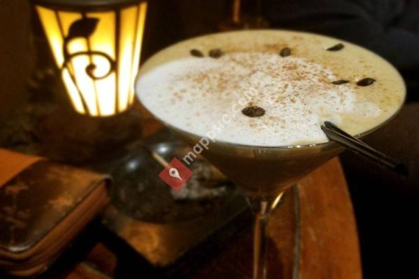 Cheroot Cigar Lounge