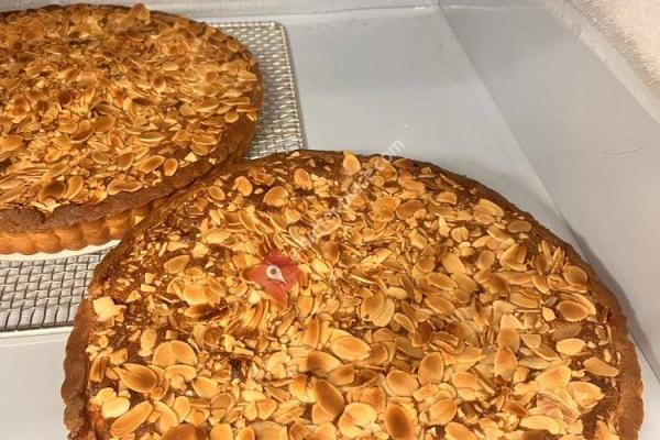 Chic French Bakery Cafe