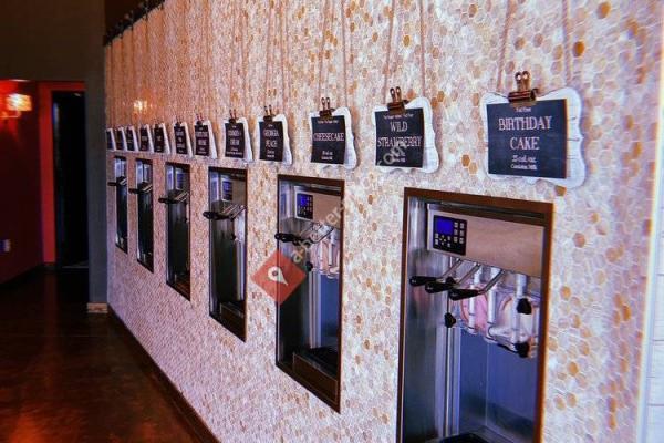 Chiller Bee Frozen Yogurt - Frisco