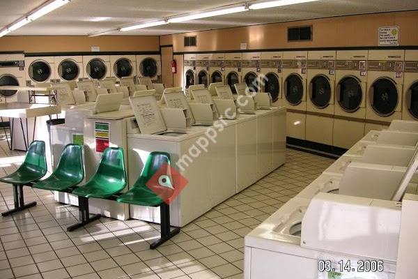 College Plaza Laundry