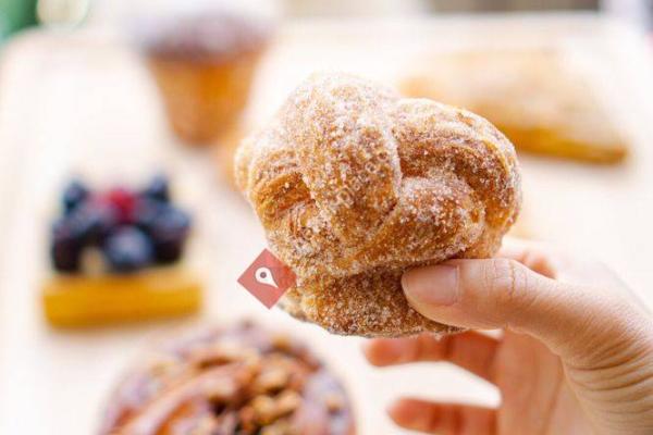 Common Bond Bistro & Bakery - Heights