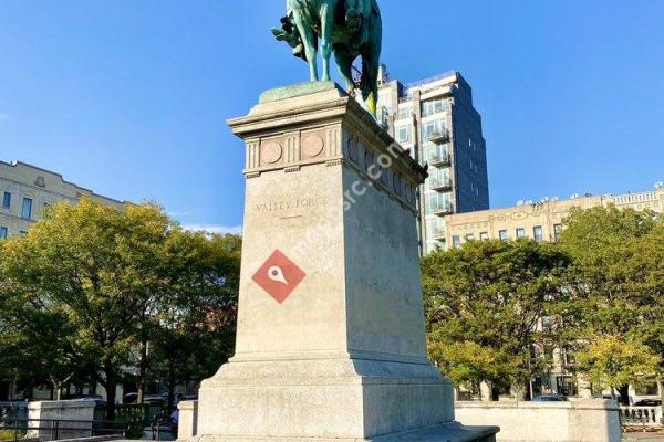 Continental Army Plaza