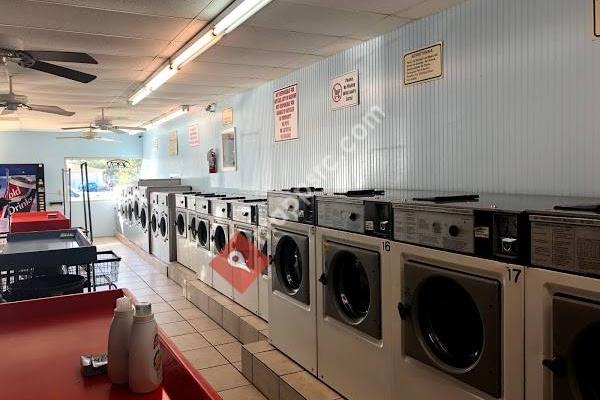 COOL AND CLEAN Coin Laundromat