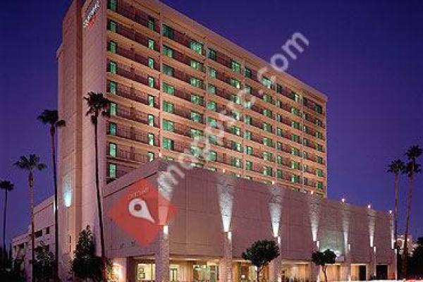 Courtyard by Marriott Los Angeles Sherman Oaks