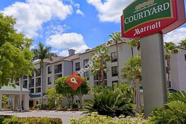 Courtyard by Marriott Naples