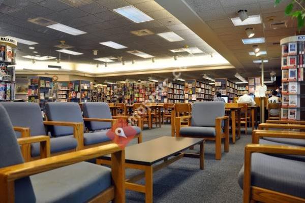 Cranston Public Library: Auburn Branch