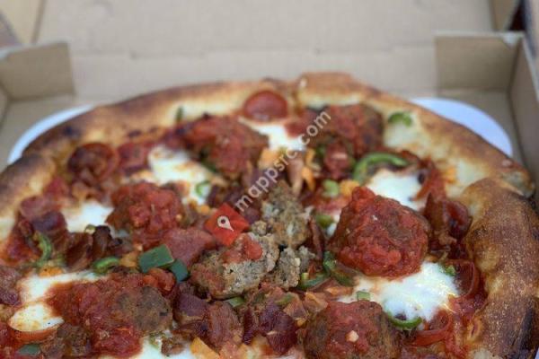 Creekside Pizza & Taproom