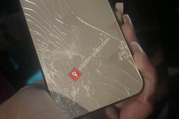 CRU Lounge - Edgewood