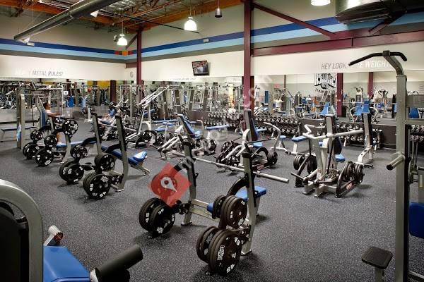 Crunch - El Cajon Parkway