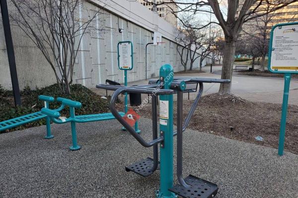 Crystal City Workout Park