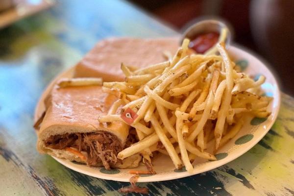 Cuba Cuba Cafe & Bar