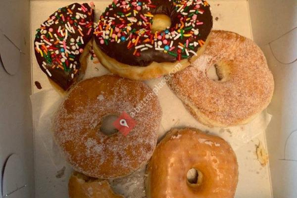 Daily Donut House & Sandwich