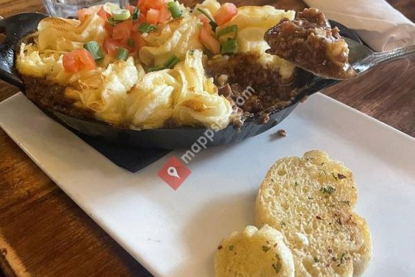 Darcy's Bistro & Pub