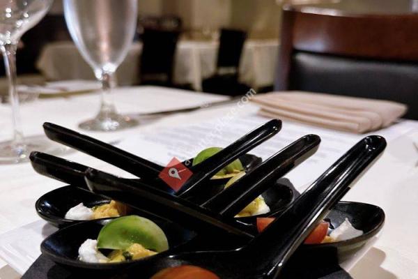 David's Restaurant & Lounge