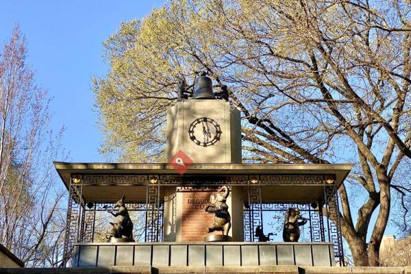 Delacorte Clock