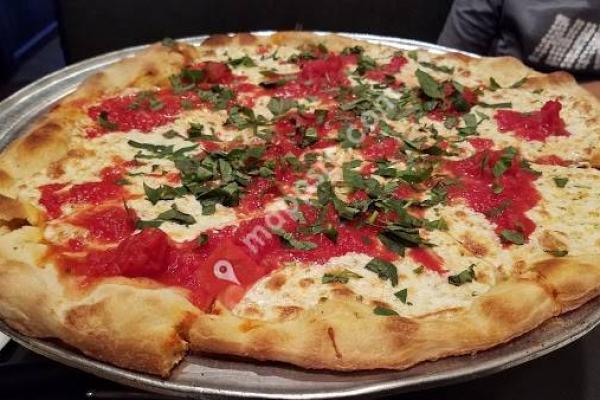 Denino's Pizza Place